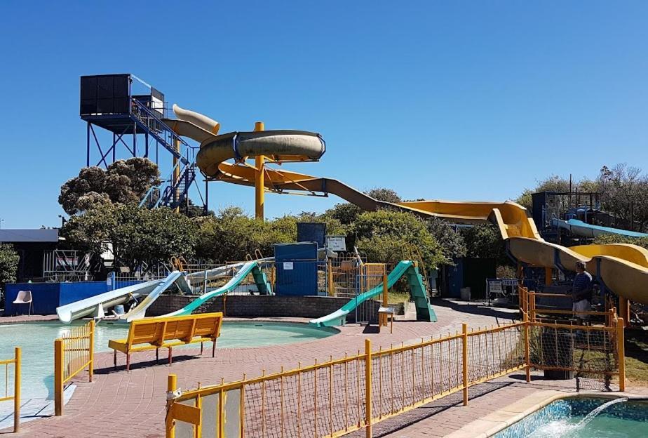 Sunny Escape Rentals Parklands Exterior photo